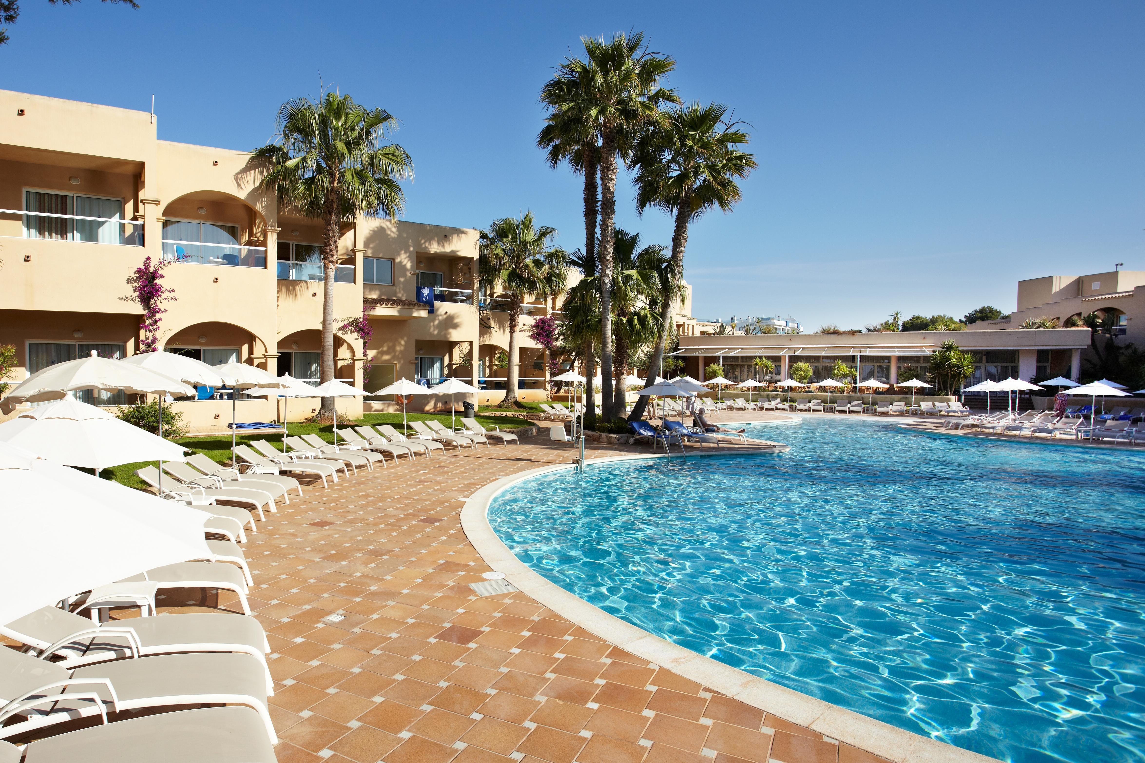 Grupotel Santa Eularia & Spa - Adults Only Santa Eularia des Riu Dış mekan fotoğraf