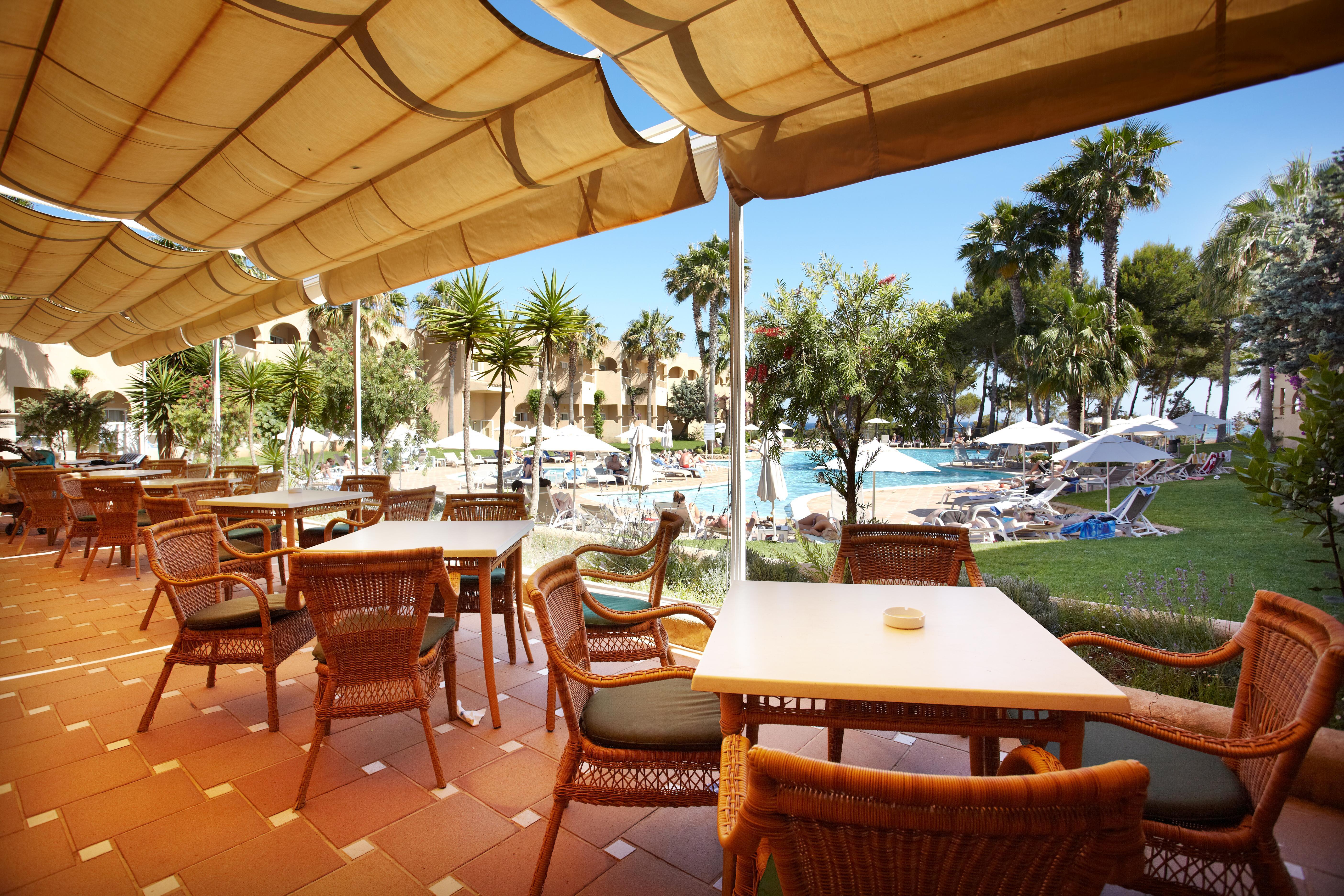Grupotel Santa Eularia & Spa - Adults Only Santa Eularia des Riu Dış mekan fotoğraf