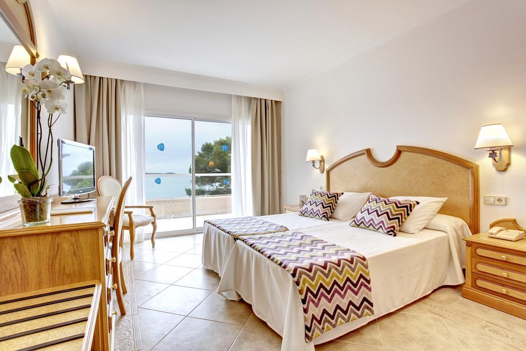 Grupotel Santa Eularia & Spa - Adults Only Santa Eularia des Riu Dış mekan fotoğraf