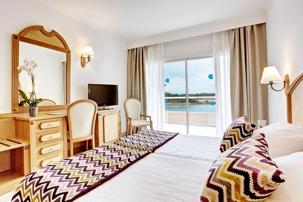 Grupotel Santa Eularia & Spa - Adults Only Santa Eularia des Riu Dış mekan fotoğraf