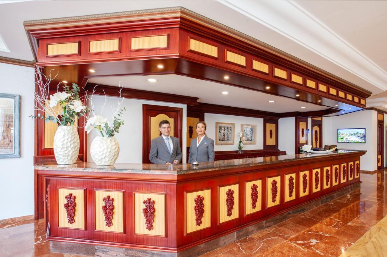 Grupotel Santa Eularia & Spa - Adults Only Santa Eularia des Riu Dış mekan fotoğraf